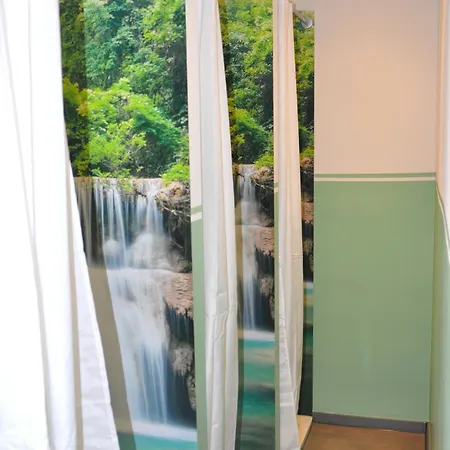 Monteurzimmer Karma Hostel