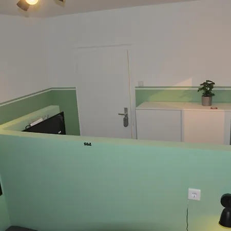 Vandrarhem Monteurzimmer Karma