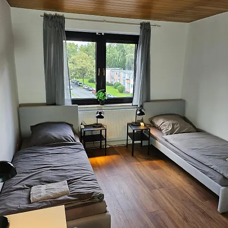 Vandrarhem Monteurzimmer Karma *