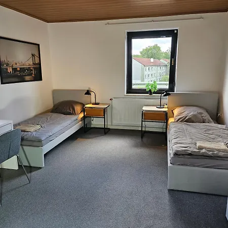 Vandrarhem Monteurzimmer Karma